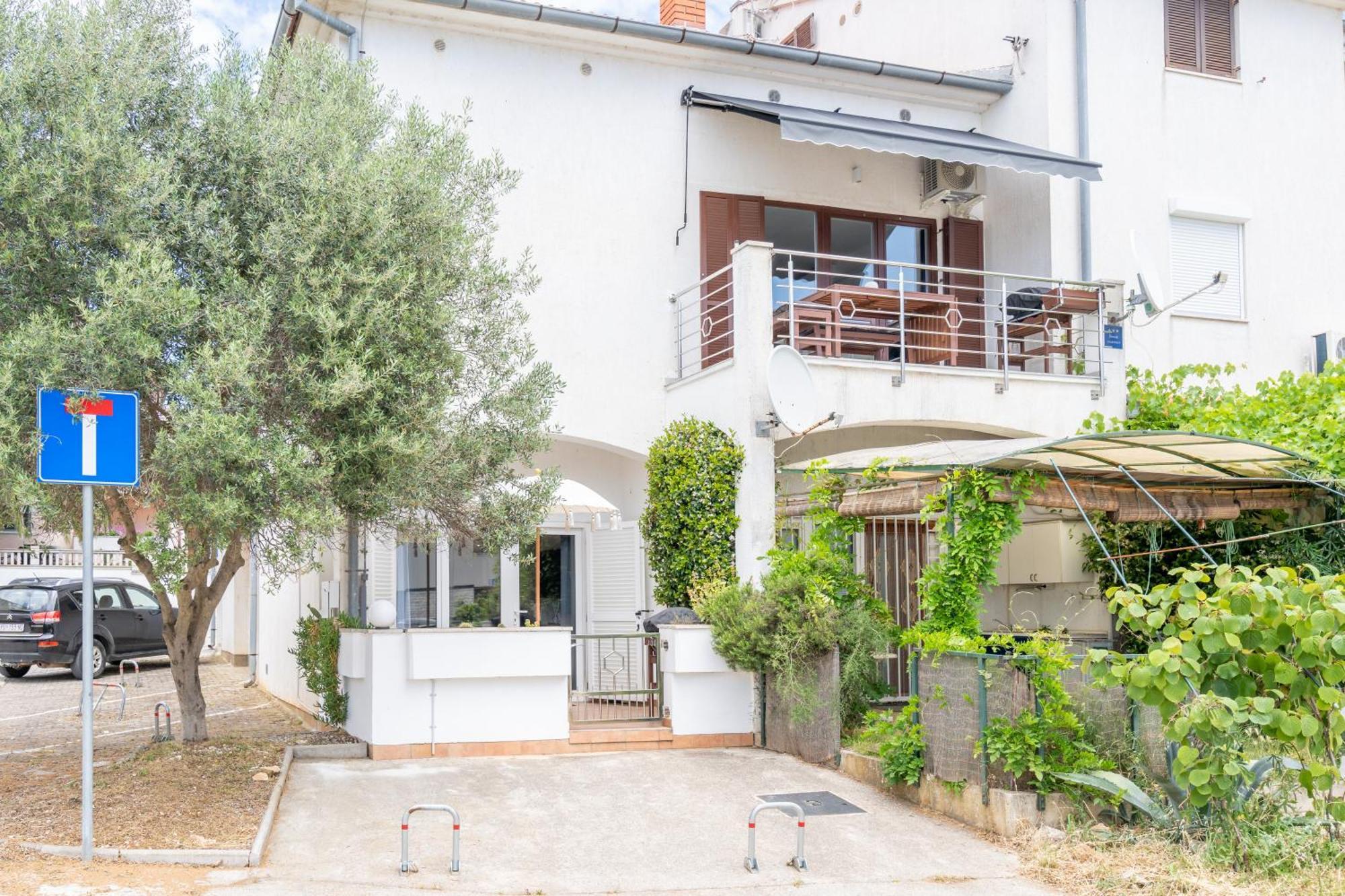 App Akumal-25M Zum Meer, Privatparkplatz, 50 Zoll Smart Tv, Sat Medulin Buitenkant foto